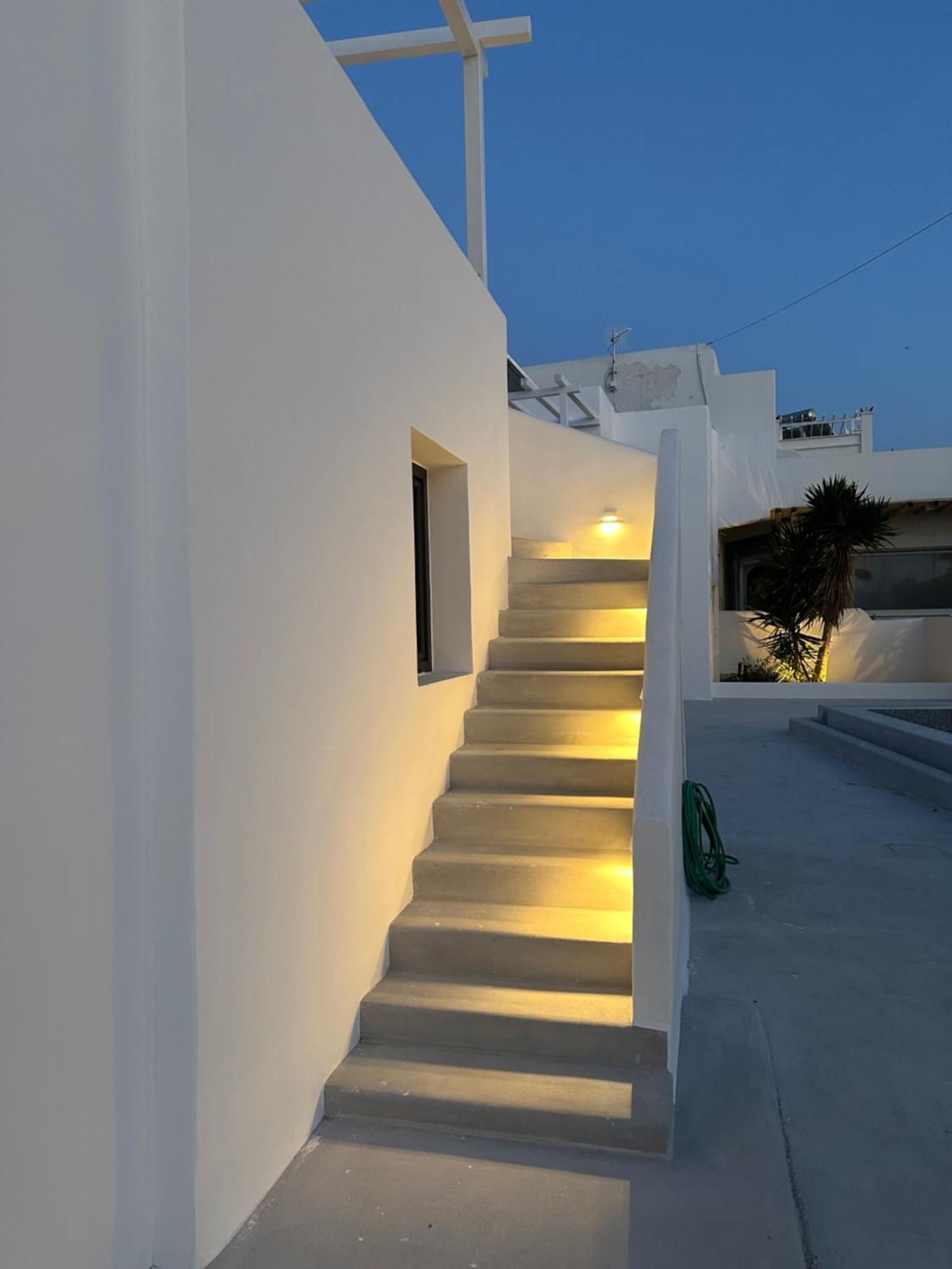 The Coast Suites Tourlos Exterior foto