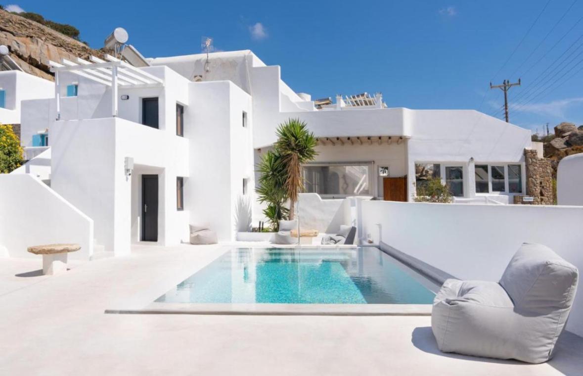 The Coast Suites Tourlos Exterior foto